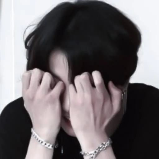 person fashion accessory nail