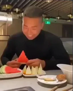 Стикер Больше стикеров 👉🏻 @stickertg4 - 8