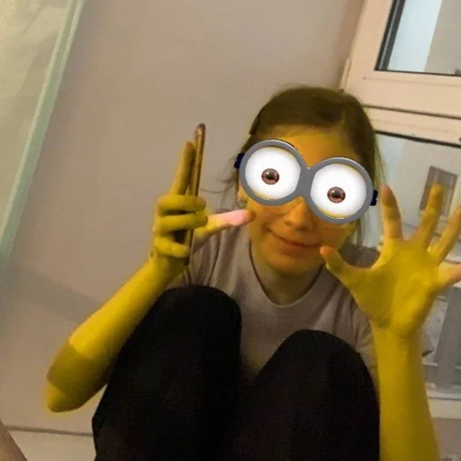 Человек комнатный стена